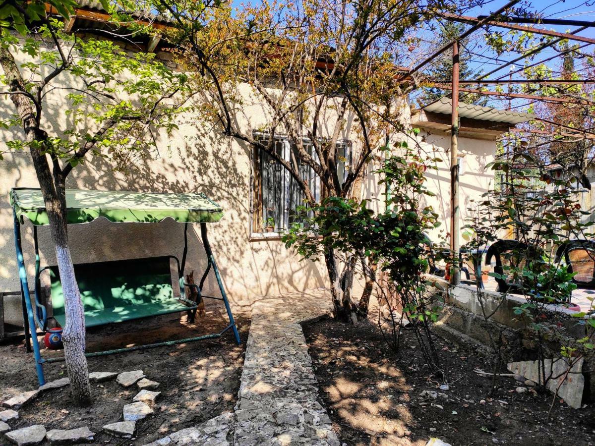 Guesthouse Ttt Tbilisi Exterior foto