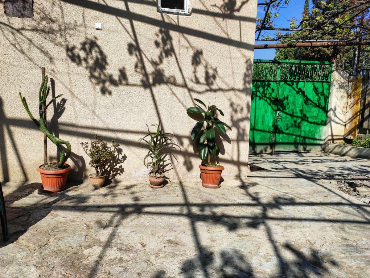 Guesthouse Ttt Tbilisi Exterior foto